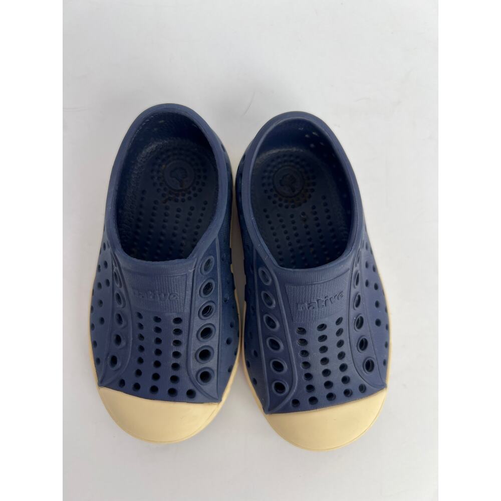 Native Jefferson Navy Blue Waterproof Slip On Kids Shoes Size C5